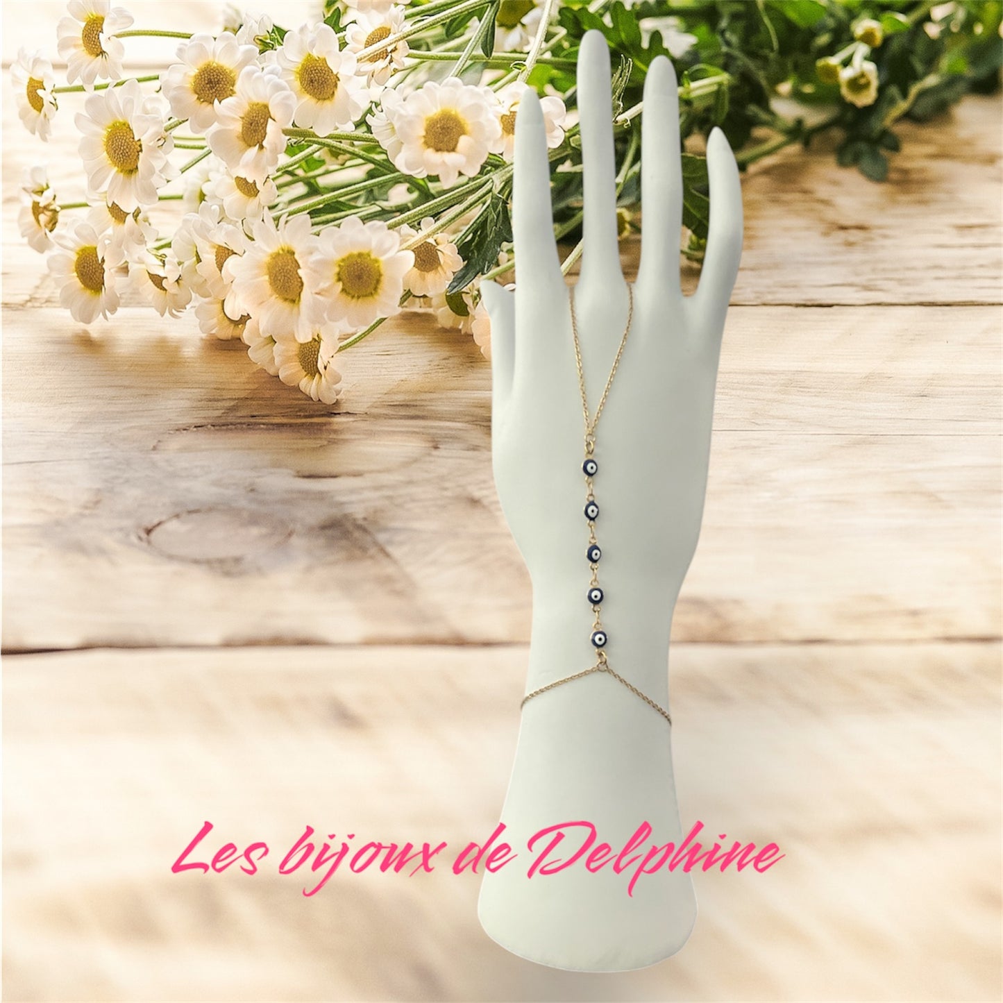 Bijoux de mains œil bleue