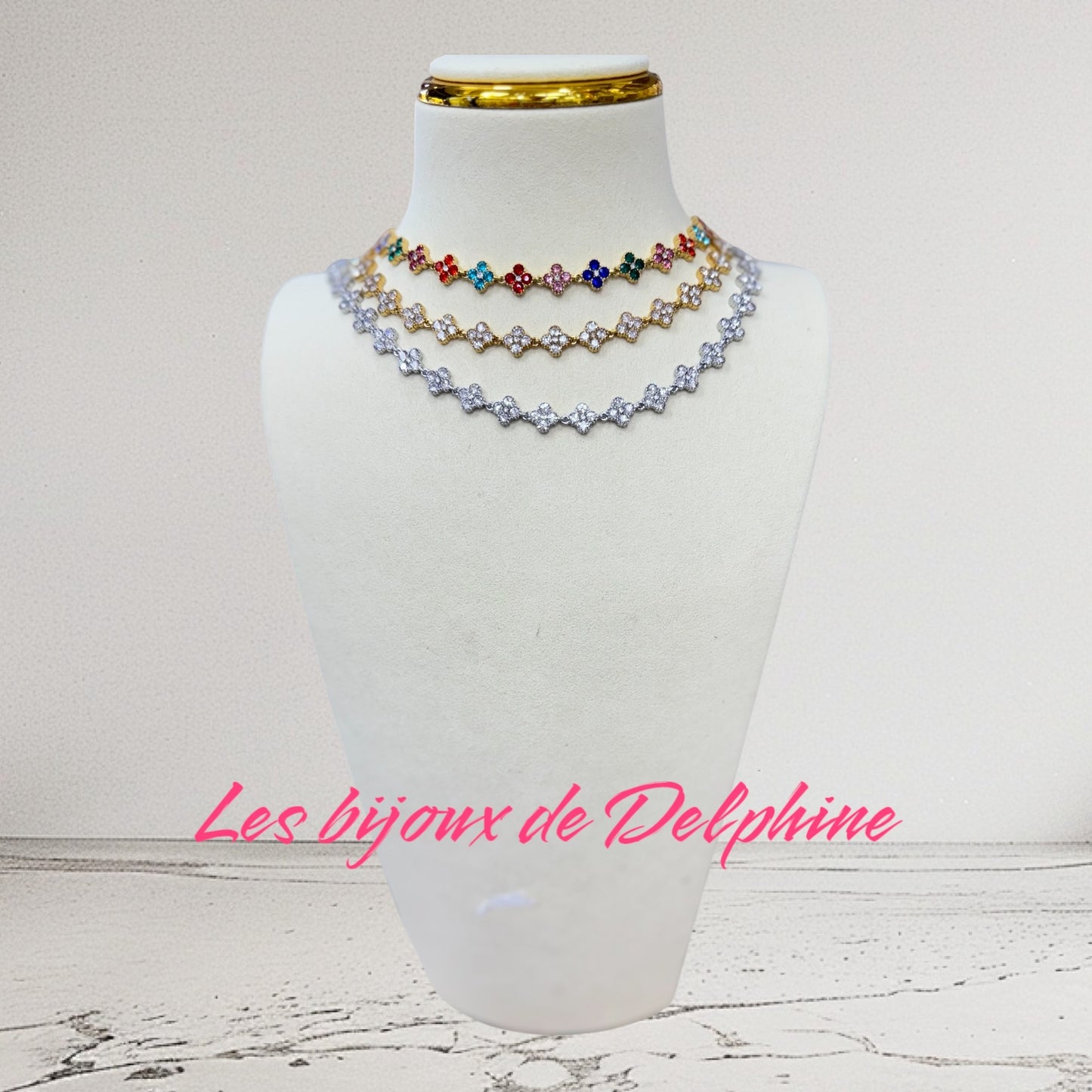Collier trèfles à strass