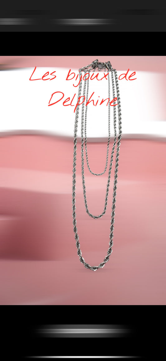 Collier triple rang