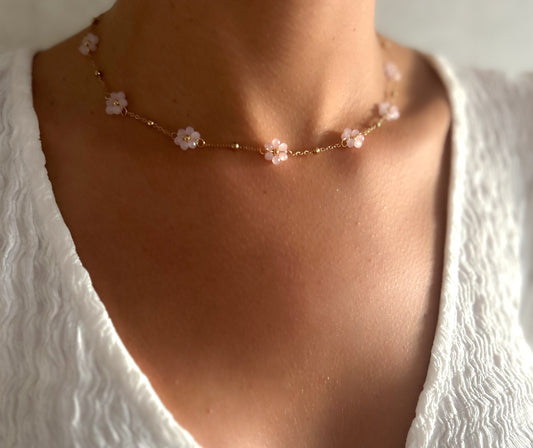 Collier fleurs