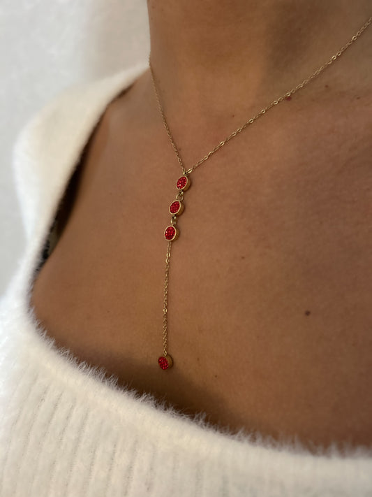 Collier pendant à couleur