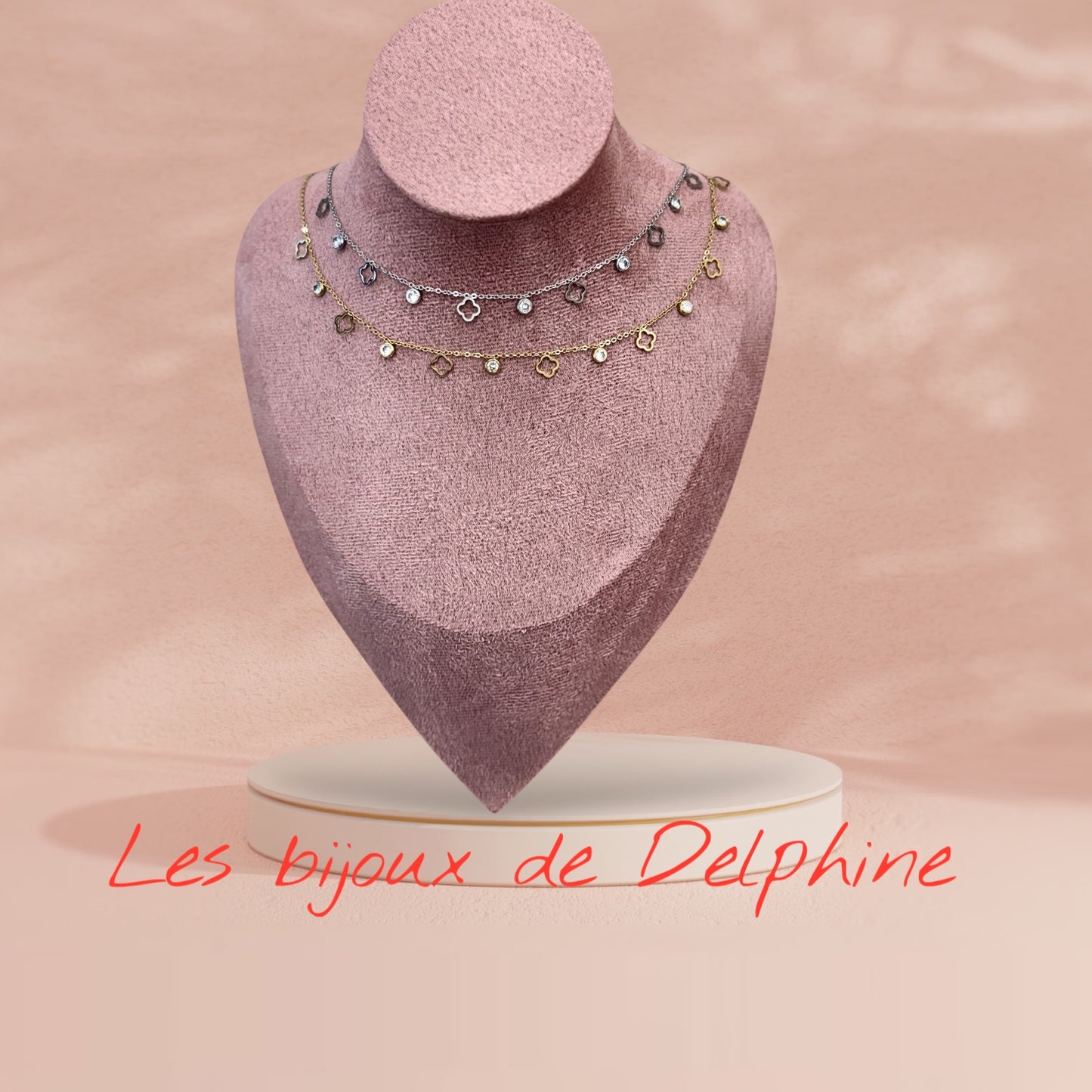 Collier acier pendentif trèfle creux