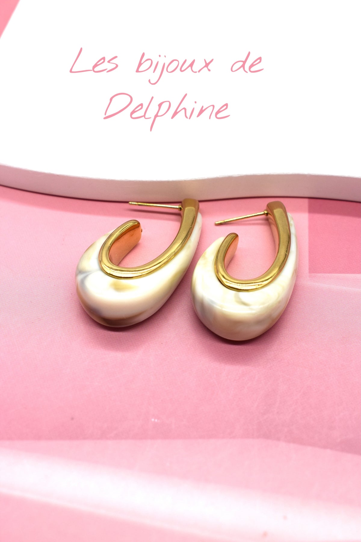 Boucles goutes résine